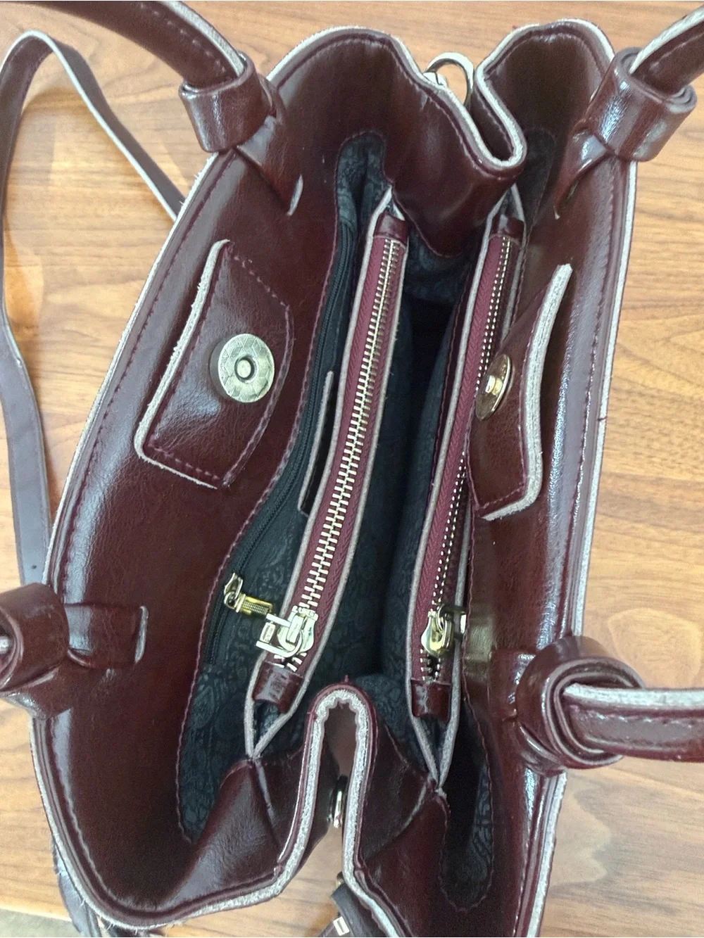 Women’s Leather Crossbody Bag in Dark Brown